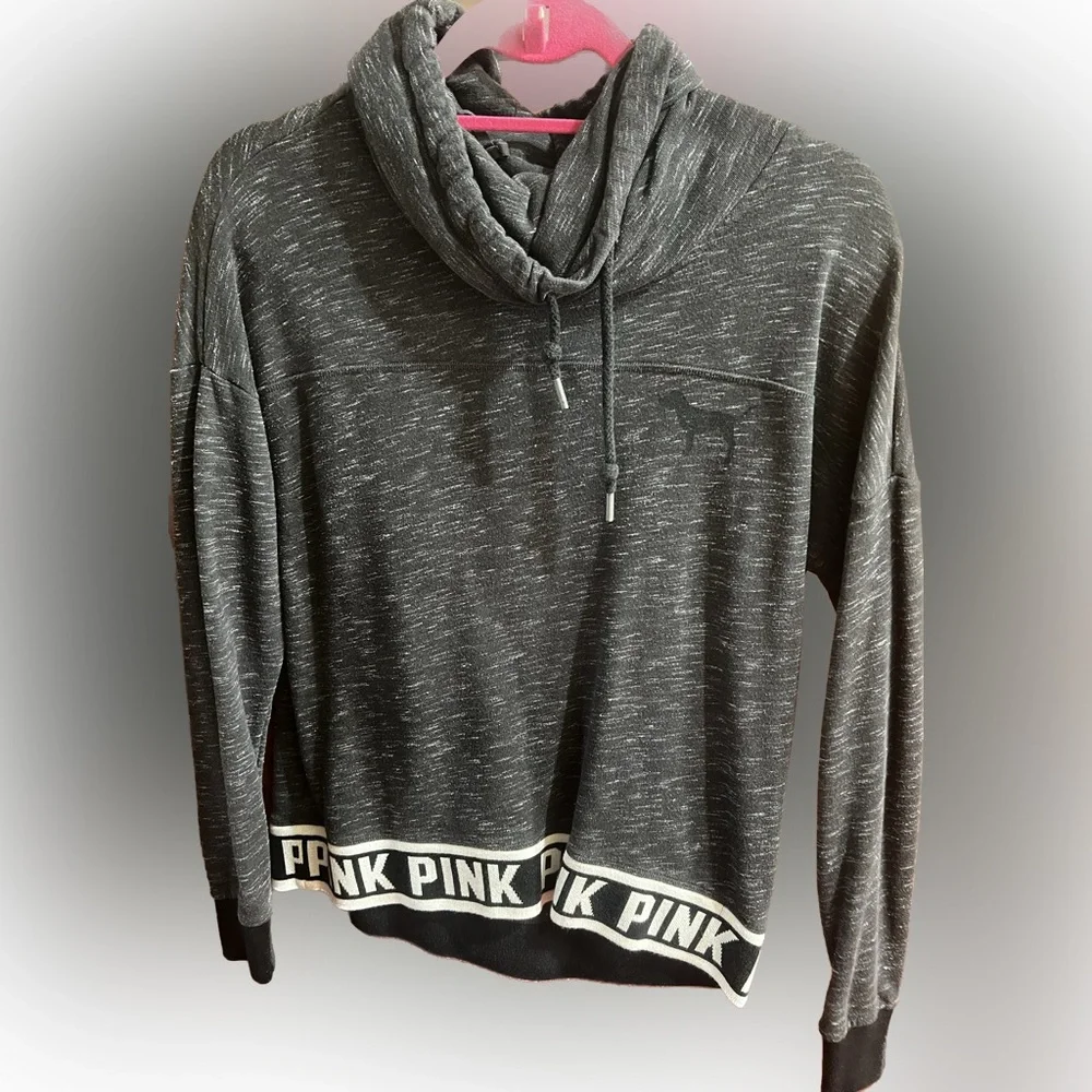 Pink sweatshirt - Picture 1 of 3